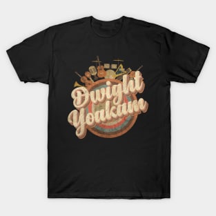 Music Tour Vintage Retro // Dwight Yoakam T-Shirt